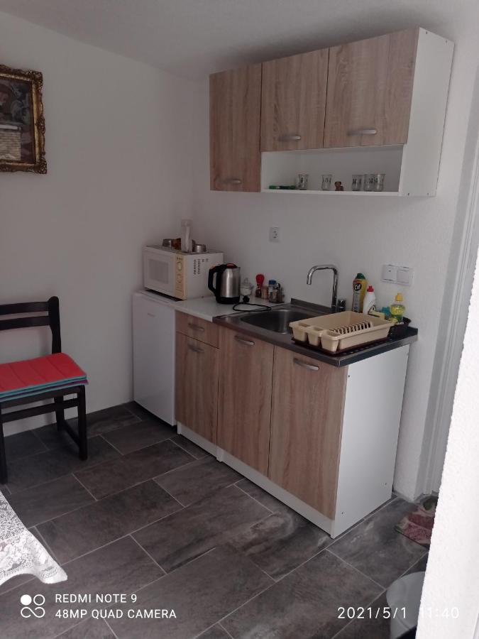 Ravne Apartman Visoko Eksteriør bilde